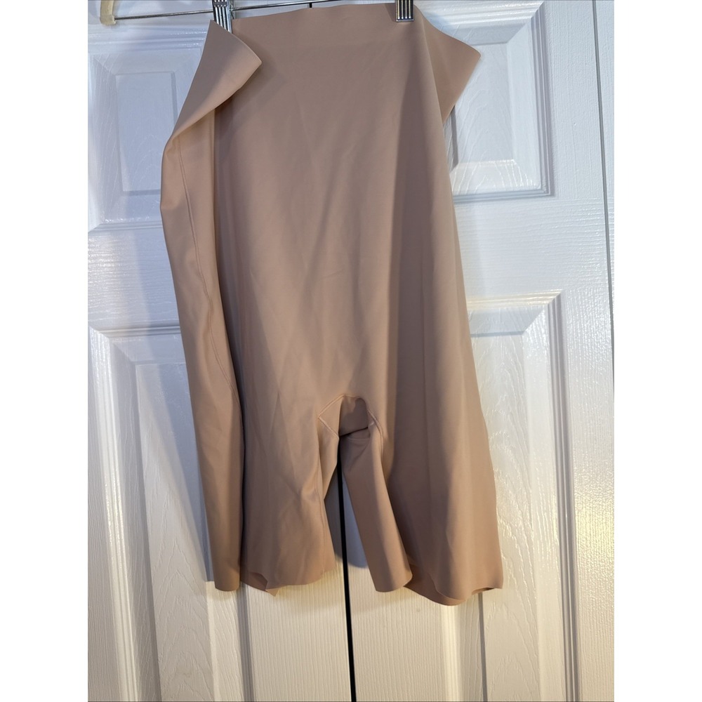 F.I.T. Figure Improving Technology Waist Shaping Short,‎ Women's Size 3X - Nude